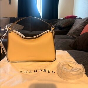 The Horse clementine OAT new ( never worn)